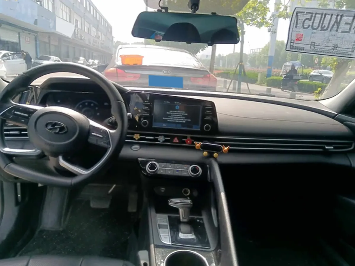 2022 Hyundai Elantra 1.5L 115HP L4 CVT,autocango,china used car exporter,china ev exporter,chinese used car exporter,chinese used ev exporter