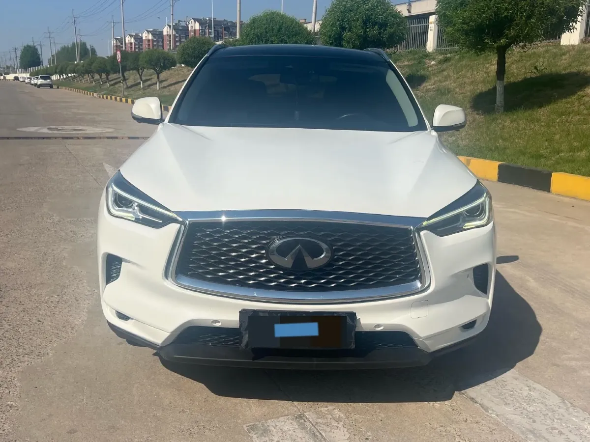 2020 Infiniti QX50 2.0T 261HP L4 CVT,autocango,china used car exporter,china ev exporter,chinese used car exporter,chinese used ev exporter