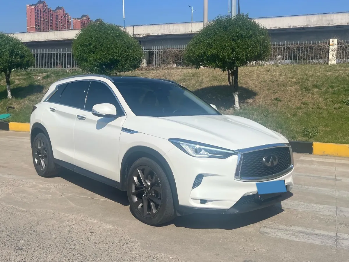2020 Infiniti QX50 2.0T 261HP L4 CVT,autocango,china used car exporter,china ev exporter,chinese used car exporter,chinese used ev exporter