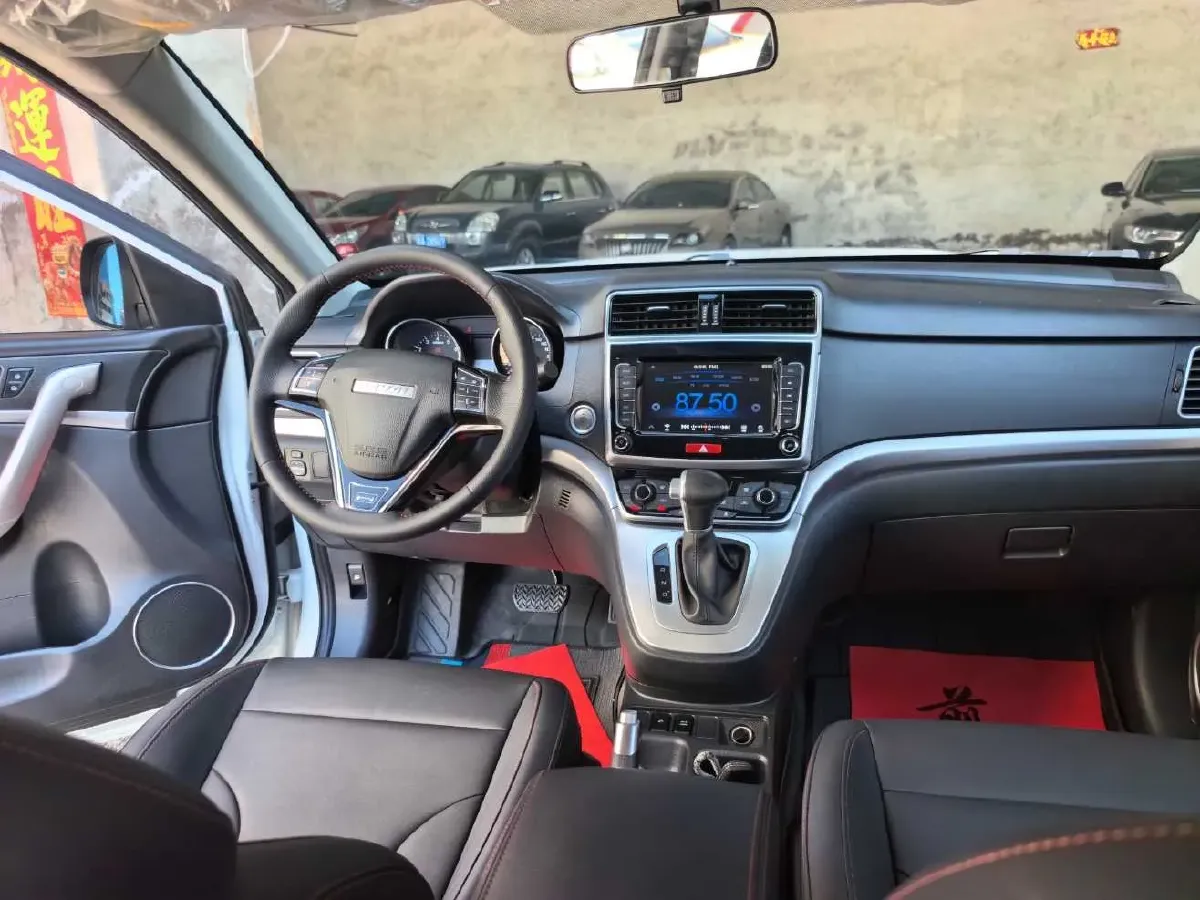 2019 Haval M6 1.5T 150HP L4 7DCT,autocango,china used car exporter,china ev exporter,chinese used car exporter,chinese used ev exporter