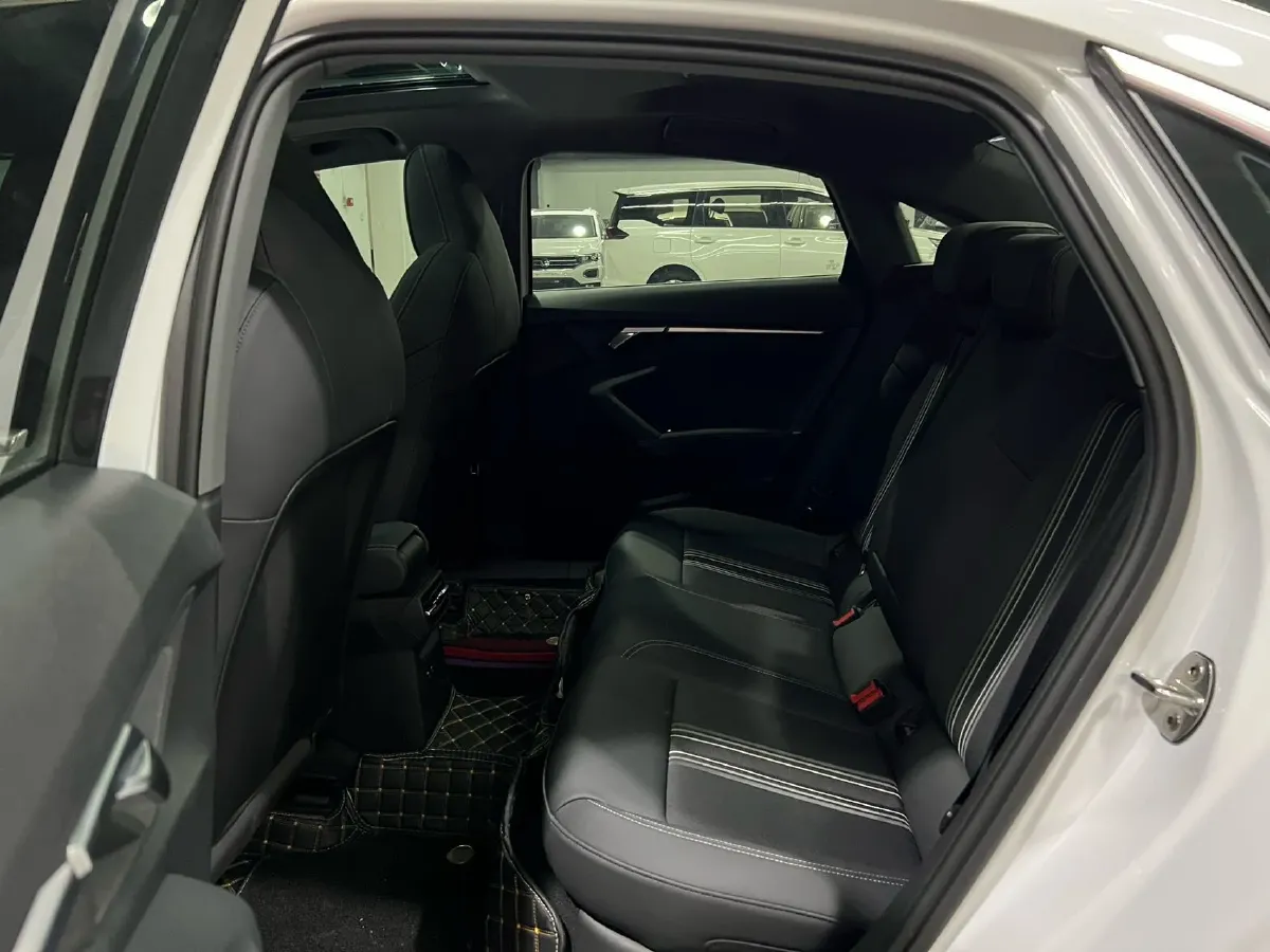 2022 Audi A3 1.4T 150HP L4 7DCT,autocango,china used car exporter,china ev exporter,chinese used car exporter,chinese used ev exporter