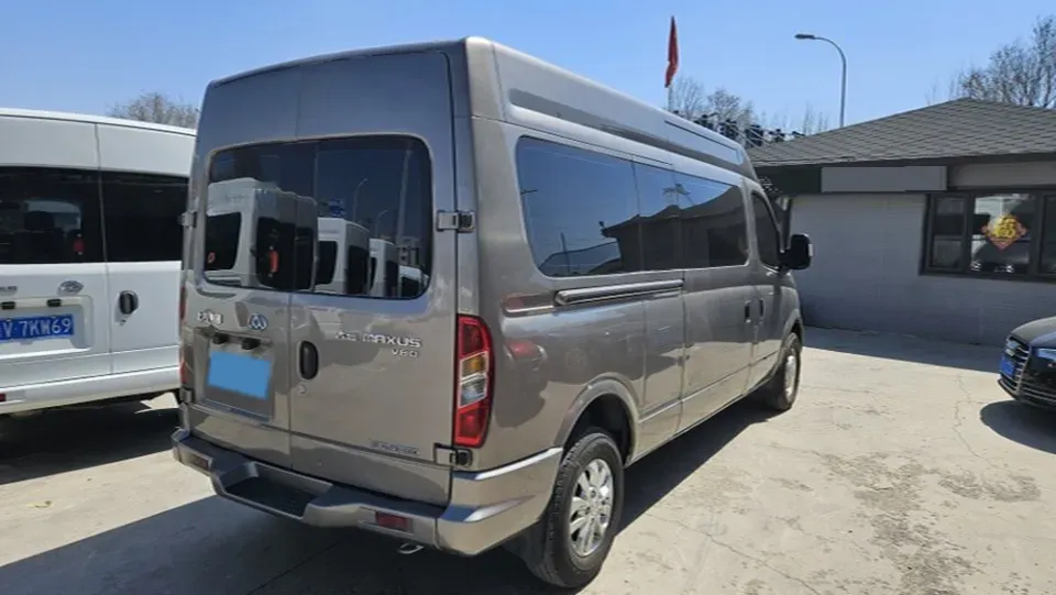 2013 MAXUS XinTu V80 2.5T 136HP L4 5MT,autocango,china used car exporter,china ev exporter,chinese used car exporter,chinese used ev exporter