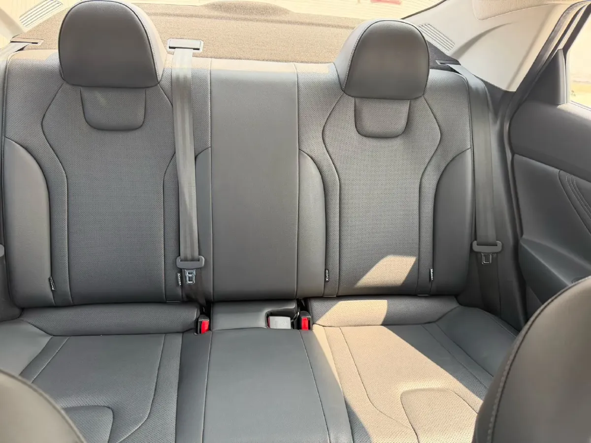 2021 Hyundai Elantra 1.5L 115HP L4 CVT,autocango,china used car exporter,china ev exporter,chinese used car exporter,chinese used ev exporter