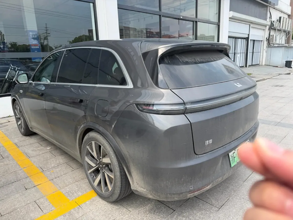 2023 Li L7 Range Extended 154HP REEV 40.9KWH,autocango,china used car exporter,china ev exporter,chinese used car exporter,chinese used ev exporter