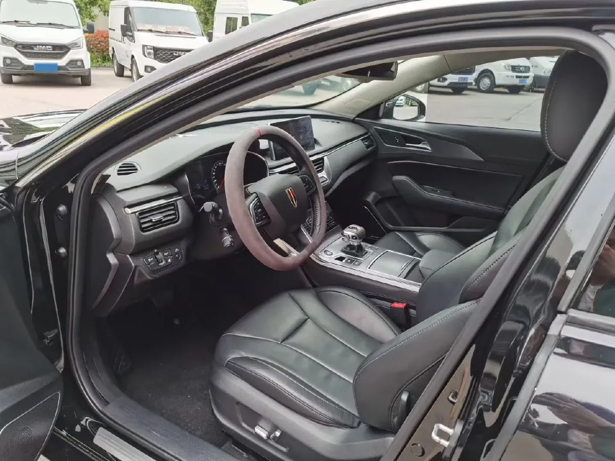2020 HongQi H5 1.8T 197HP L4 6AT,autocango,china used car exporter,china ev exporter,chinese used car exporter,chinese used ev exporter