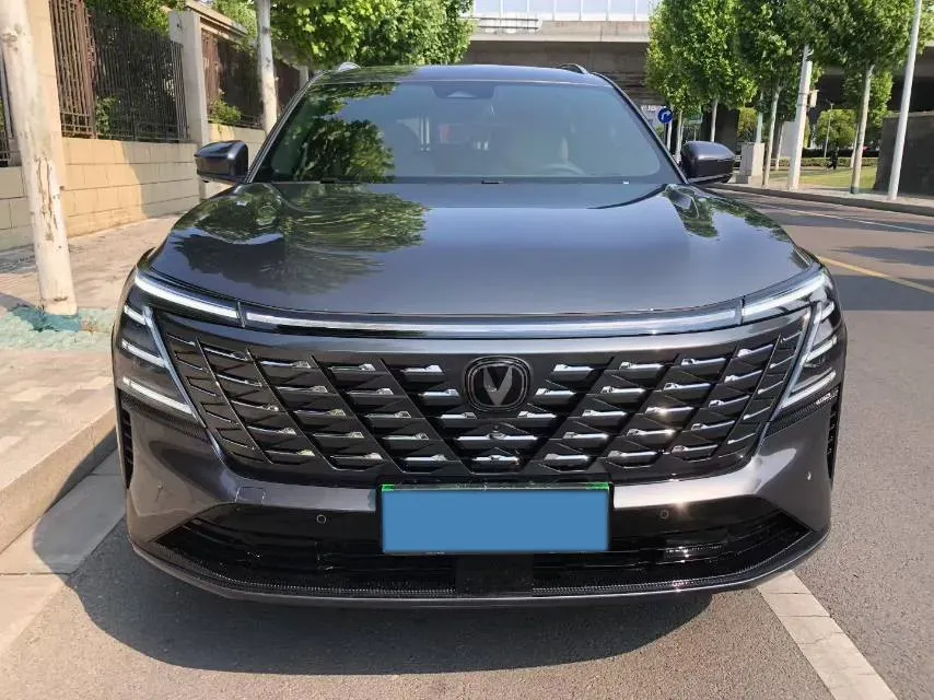 2025 ChangAn CS75 Plus 1.5T 192HP L4 8AT,autocango,china used car exporter,china ev exporter,chinese used car exporter,chinese used ev exporter