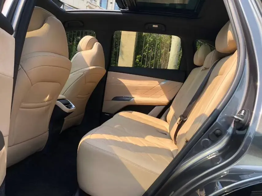 2025 ChangAn CS75 Plus 1.5T 192HP L4 8AT,autocango,china used car exporter,china ev exporter,chinese used car exporter,chinese used ev exporter