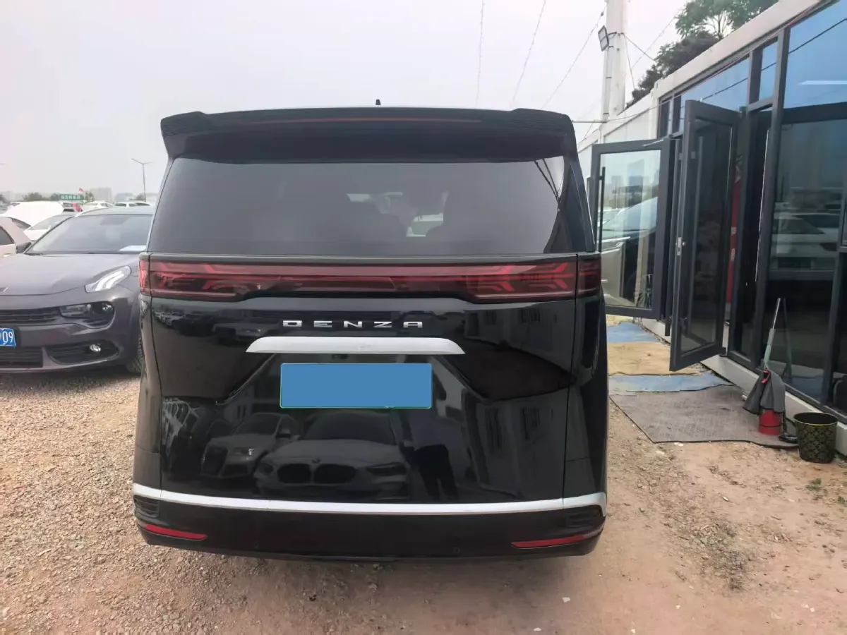 2024 Denza D9 1.5T 139HP L4 E-CVT PHEV 20.39KWH,autocango,china used car exporter,china ev exporter,chinese used car exporter,chinese used ev exporter