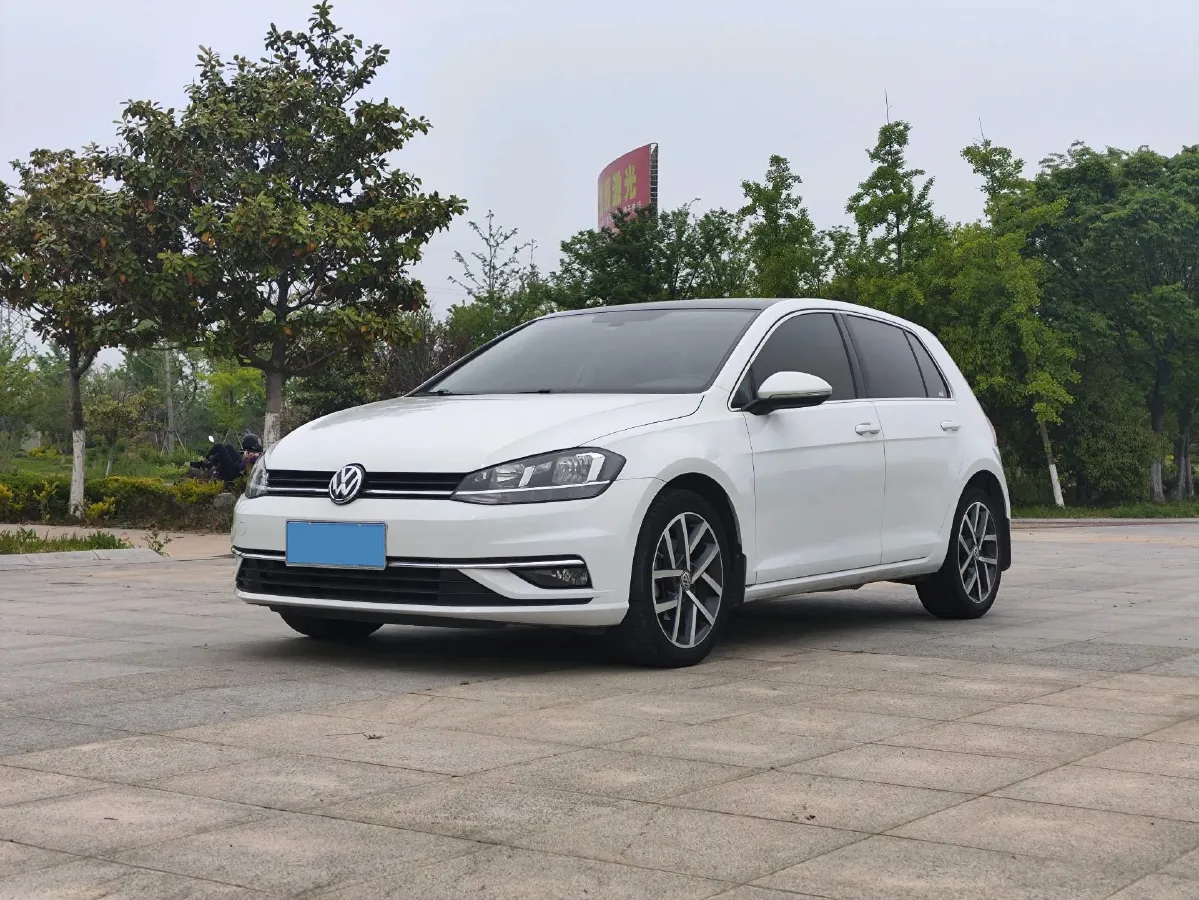 2018 Volkswagen Golf 1.4T 131HP L4 7DCT,autocango,china used car exporter,china ev exporter,chinese used car exporter,chinese used ev exporter