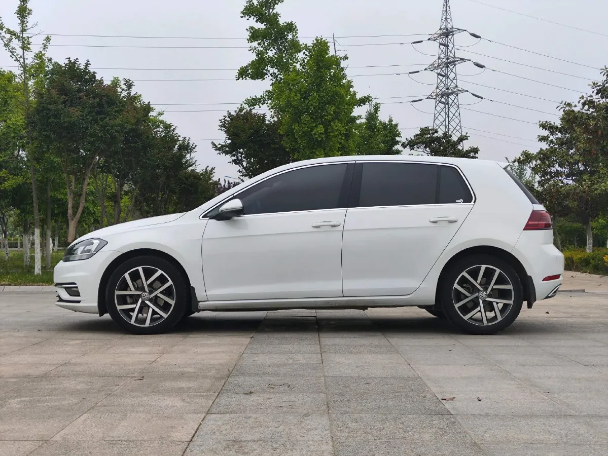 2018 Volkswagen Golf 1.4T 131HP L4 7DCT,autocango,china used car exporter,china ev exporter,chinese used car exporter,chinese used ev exporter