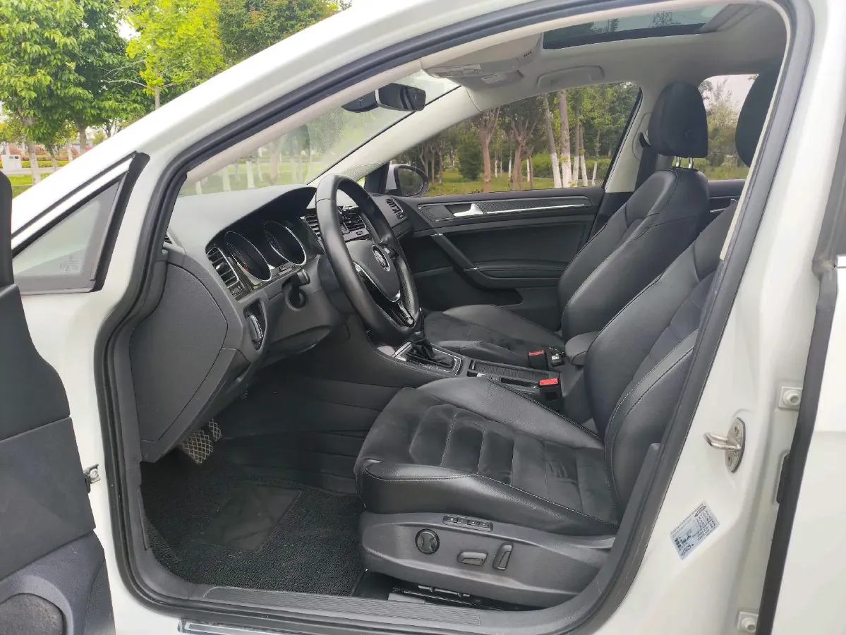 2018 Volkswagen Golf 1.4T 131HP L4 7DCT,autocango,china used car exporter,china ev exporter,chinese used car exporter,chinese used ev exporter