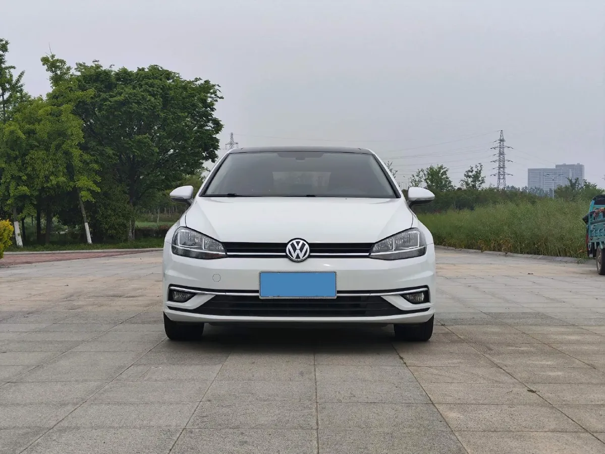 2018 Volkswagen Golf 1.4T 131HP L4 7DCT,autocango,china used car exporter,china ev exporter,chinese used car exporter,chinese used ev exporter