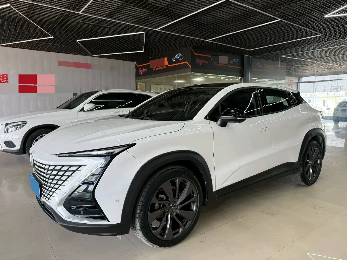 2020 ChangAn UNI-T 1.5T 180HP L4 7DCT,autocango,china used car exporter,china ev exporter,chinese used car exporter,chinese used ev exporter