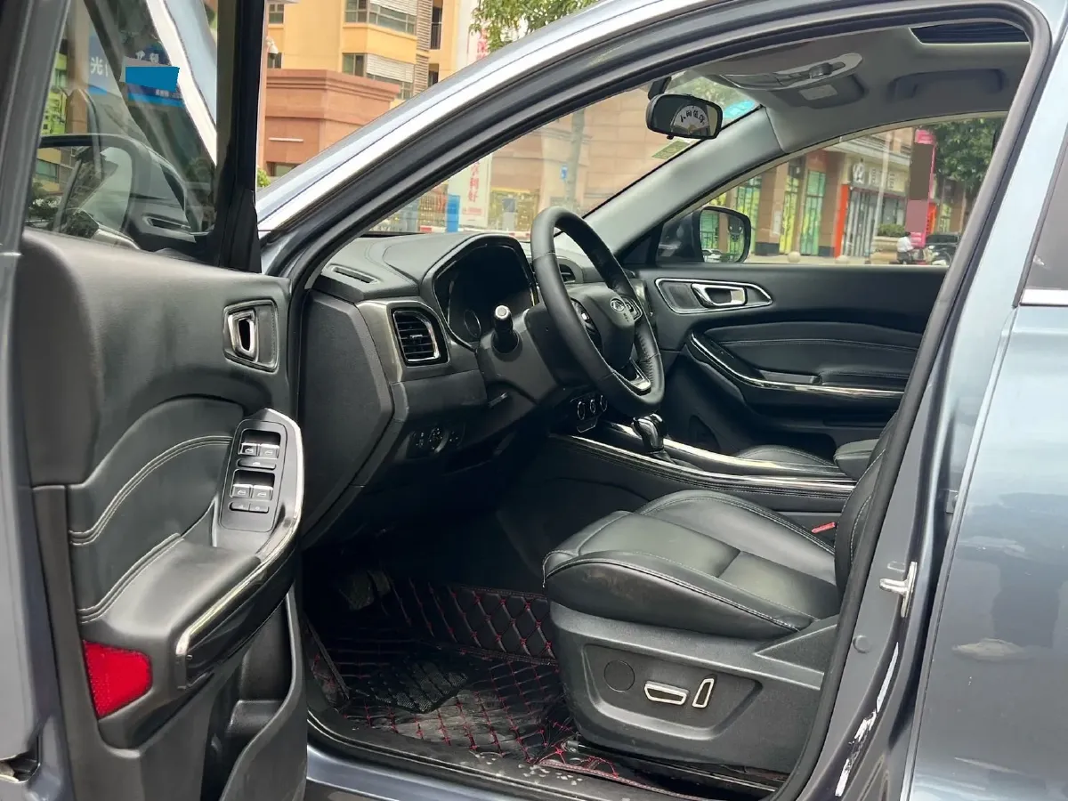 2018 Chery Tiggo 8 1.5T 147HP L4 6DCT,autocango,china used car exporter,china ev exporter,chinese used car exporter,chinese used ev exporter