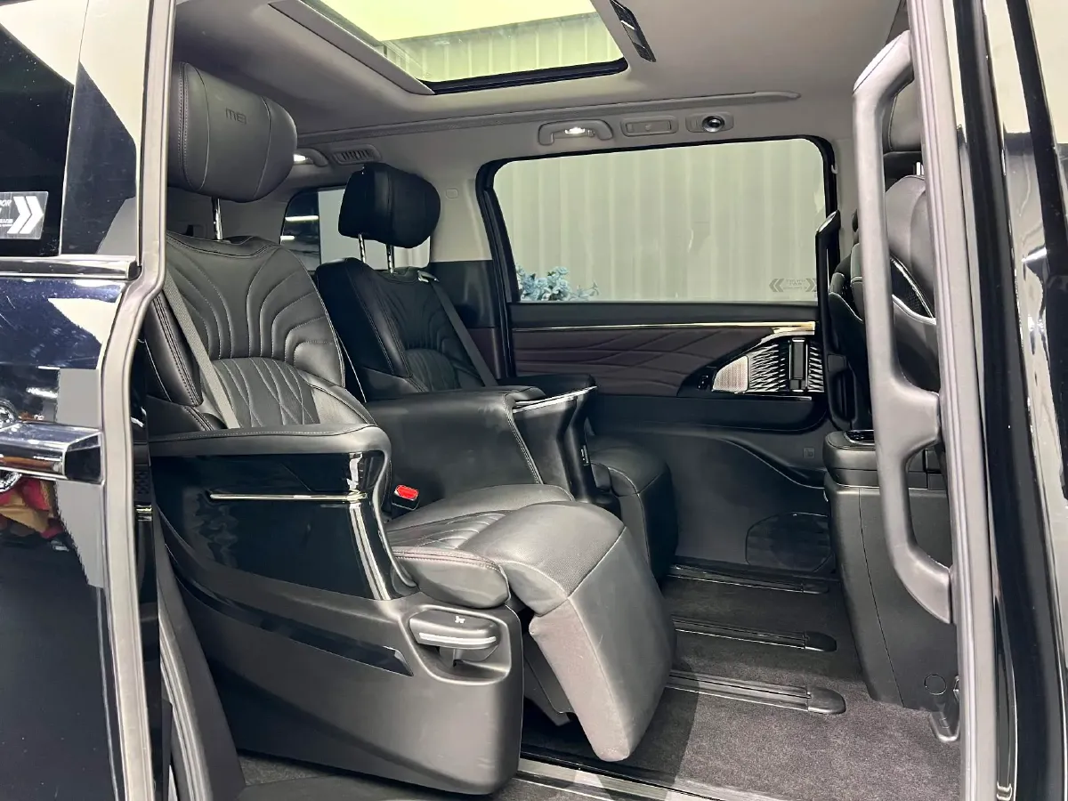 2024 GAC Trumpchi M8 2.0T 252HP L4 8AT,autocango,china used car exporter,china ev exporter,chinese used car exporter,chinese used ev exporter