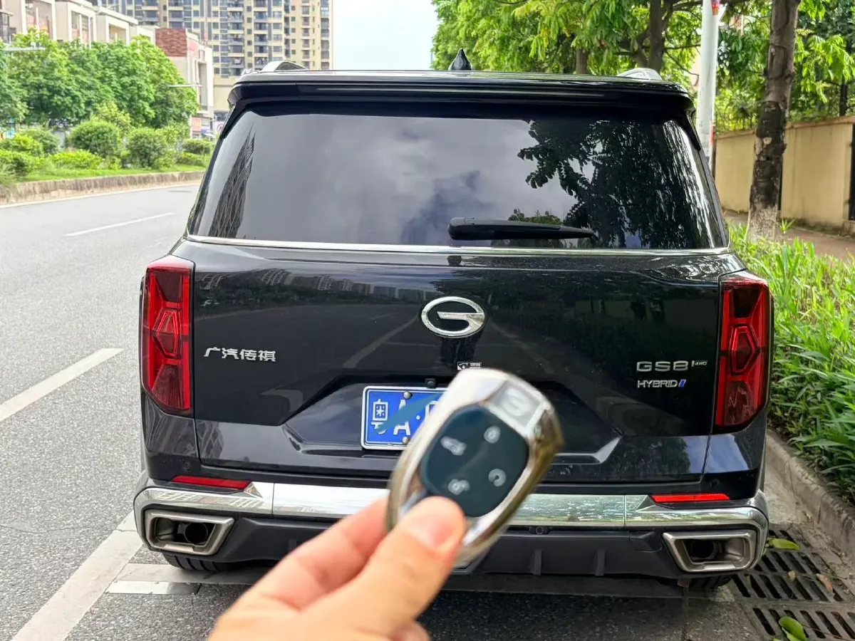 2022 GAC Trumpchi GS8 2.0T 190HP L4 E-CVT Hybrid,autocango,china used car exporter,china ev exporter,chinese used car exporter,chinese used ev exporter