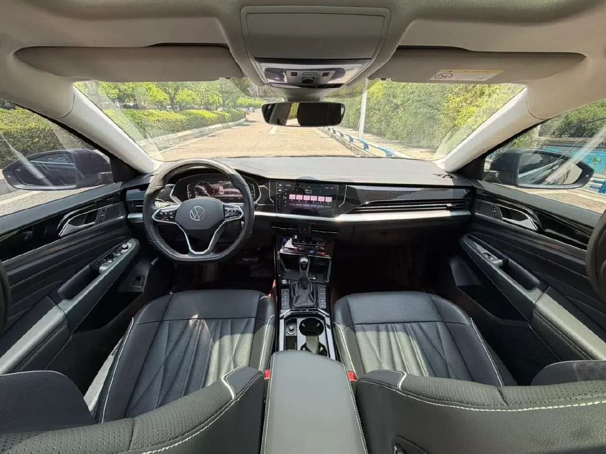 2022 Xpeng P7 BEV 60.2KWH,autocango,china used car exporter,china ev exporter,chinese used car exporter,chinese used ev exporter