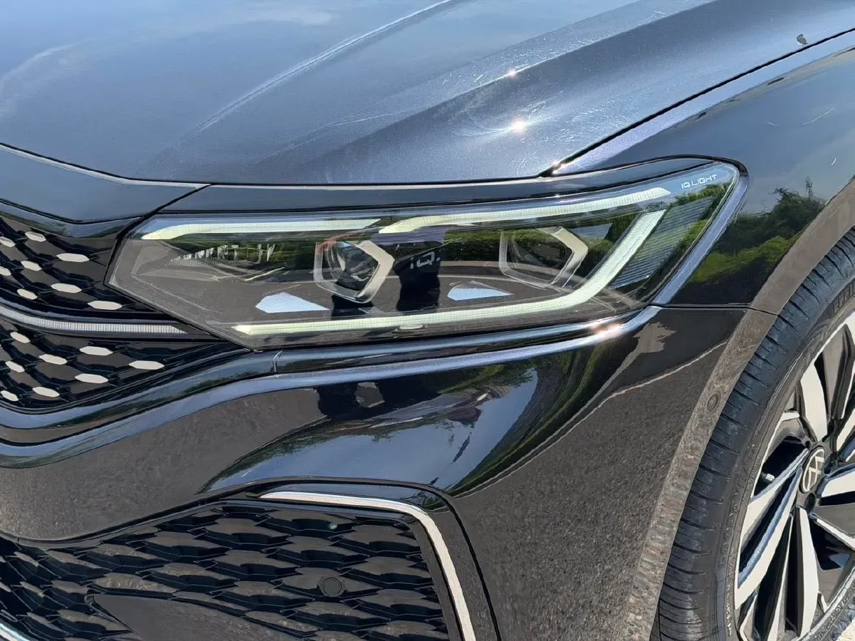 2022 Xpeng P7 BEV 60.2KWH,autocango,china used car exporter,china ev exporter,chinese used car exporter,chinese used ev exporter