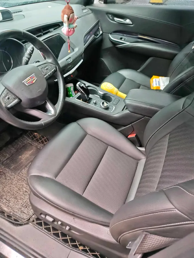 2021 Cadillac XT4 2.0T 237HP L4 9AT,autocango,china used car exporter,china ev exporter,chinese used car exporter,chinese used ev exporter