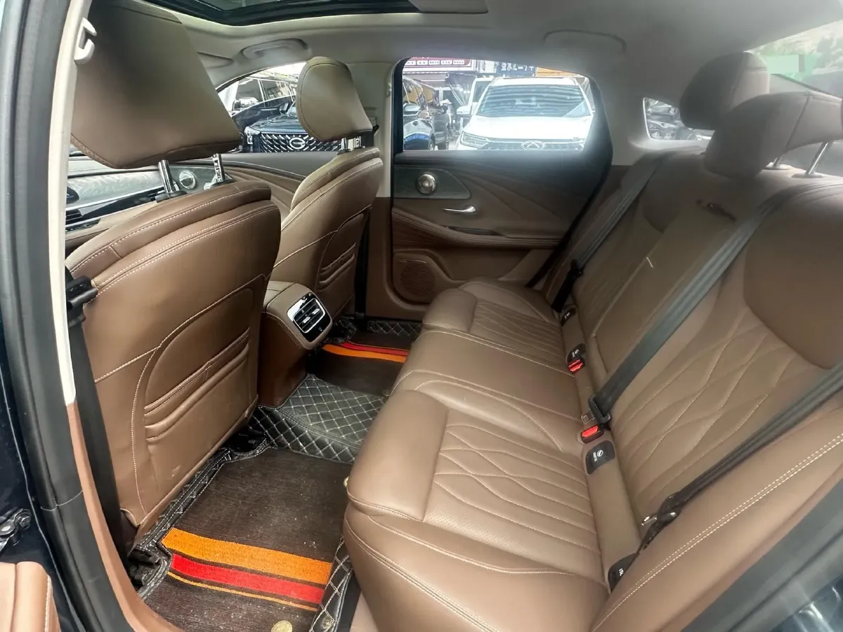 2023 Chery Arrizo 8 2.0T 254HP L4 7DCT,autocango,china used car exporter,china ev exporter,chinese used car exporter,chinese used ev exporter