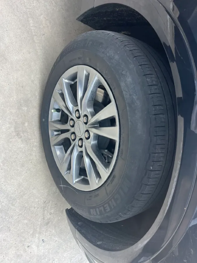 2022 Cadillac XT5 2.0T 237HP L4 9AT,autocango,china used car exporter,china ev exporter,chinese used car exporter,chinese used ev exporter