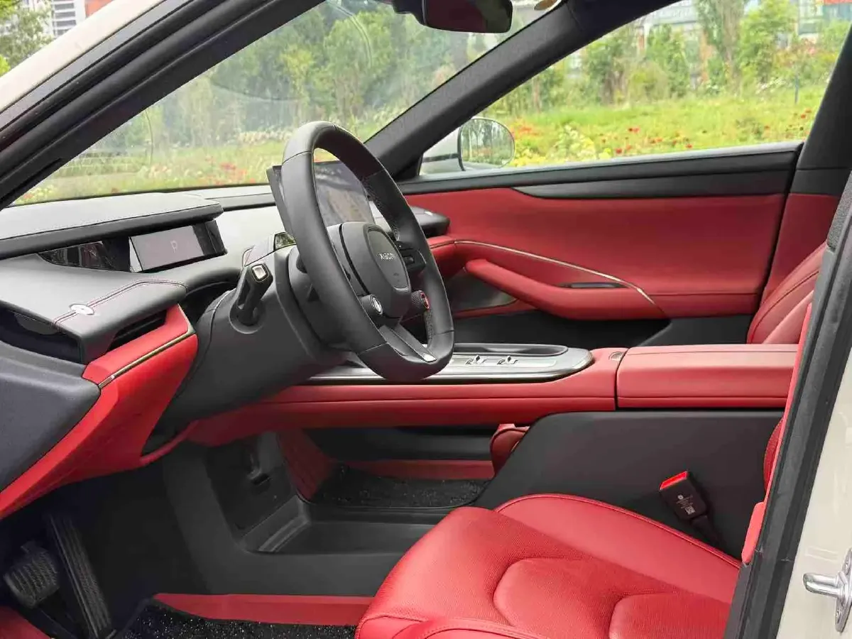 2024 MI SU7 BEV 73.6KWH,autocango,china used car exporter,china ev exporter,chinese used car exporter,chinese used ev exporter