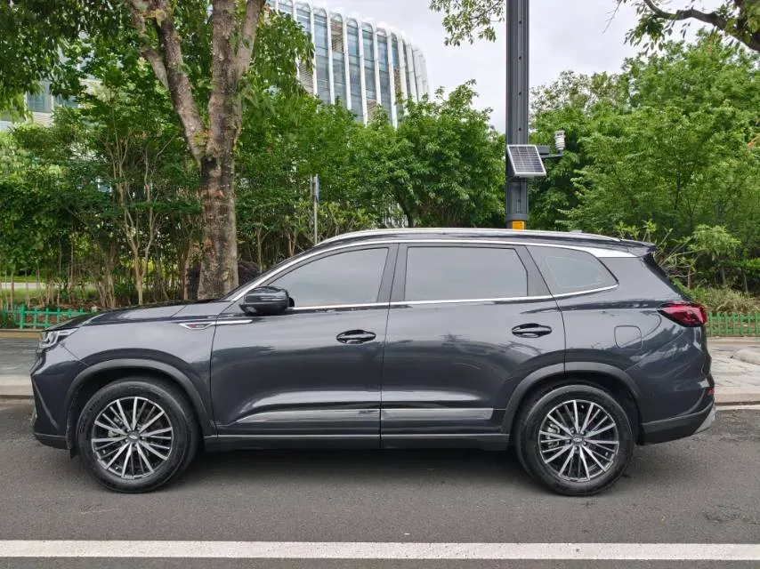 2021 Chery Tiggo 8 Plus 1.6T 197HP L4 7DCT,autocango,china used car exporter,china ev exporter,chinese used car exporter,chinese used ev exporter
