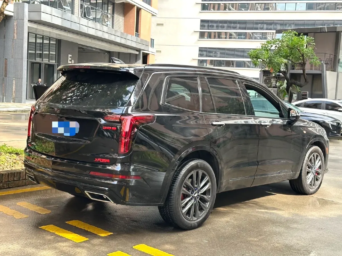 2022 Cadillac XT6 2.0T 237HP L4 9AT,autocango,china used car exporter,china ev exporter,chinese used car exporter,chinese used ev exporter