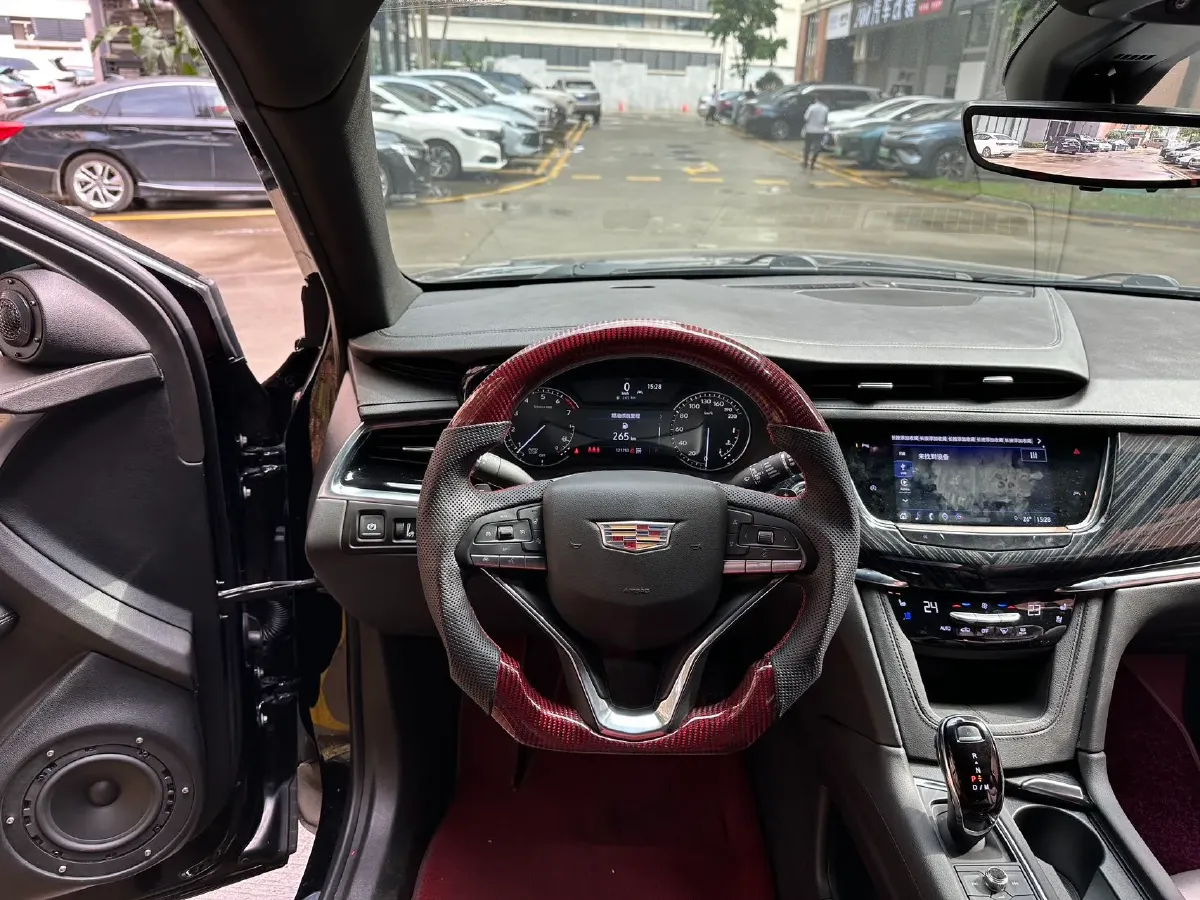 2022 Cadillac XT6 2.0T 237HP L4 9AT,autocango,china used car exporter,china ev exporter,chinese used car exporter,chinese used ev exporter