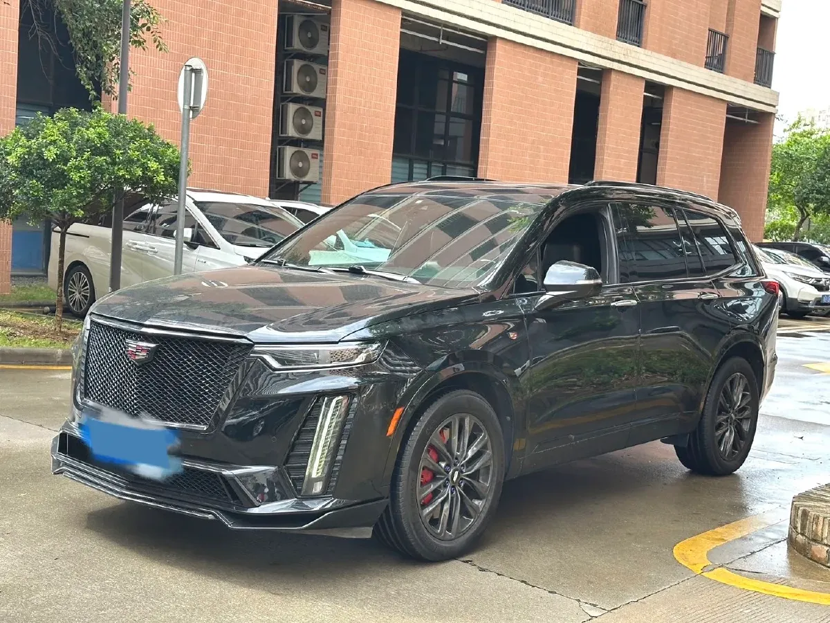 2022 Cadillac XT6 2.0T 237HP L4 9AT,autocango,china used car exporter,china ev exporter,chinese used car exporter,chinese used ev exporter