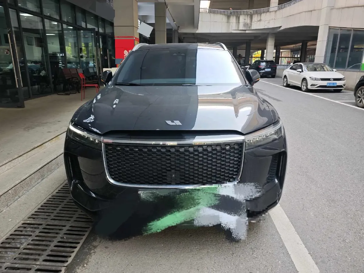 2020 Li ONE Range Extended 131HP REEV 40.5KWH,autocango,china used car exporter,china ev exporter,chinese used car exporter,chinese used ev exporter