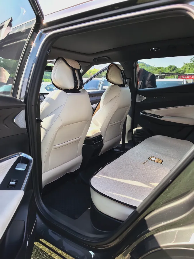 2023 Geely Azkarra 1.5T 181HP L4 7DCT,autocango,china used car exporter,china ev exporter,chinese used car exporter,chinese used ev exporter