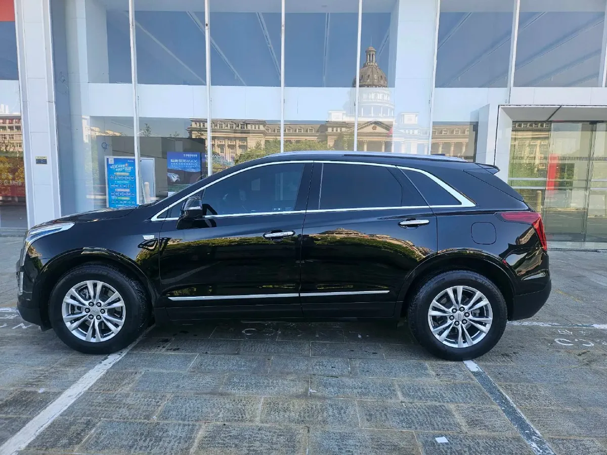 2024 Cadillac XT5 2.0T 237HP L4 9AT,autocango,china used car exporter,china ev exporter,chinese used car exporter,chinese used ev exporter