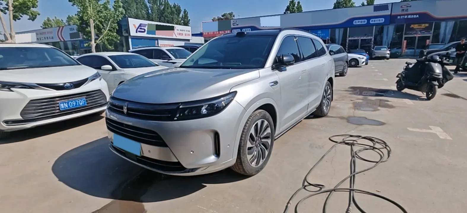 2024 AITO AITO M7 1.5T 152HP L4 REEV 40KWH,autocango,china used car exporter,china ev exporter,chinese used car exporter,chinese used ev exporter