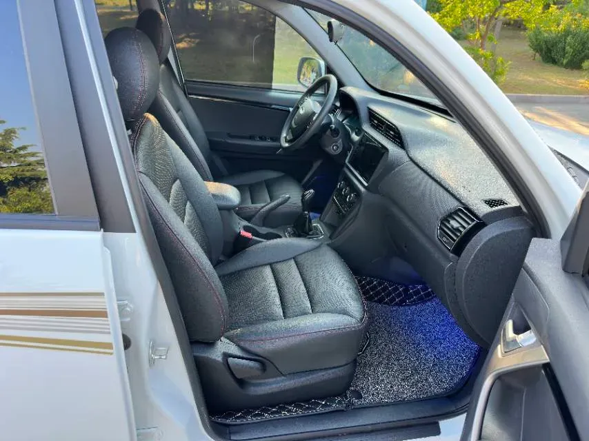 2018 Chery Tiggo 3x 1.5L 106HP L4 5MT,autocango,china used car exporter,china ev exporter,chinese used car exporter,chinese used ev exporter