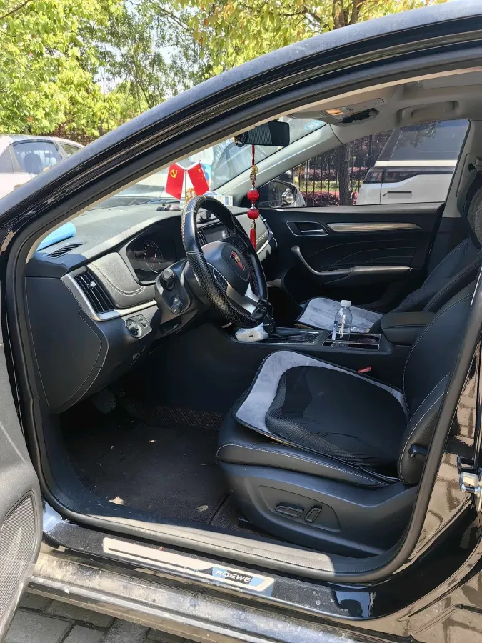 2019 Roewe i6 1.6L 125HP L4 CVT,autocango,china used car exporter,china ev exporter,chinese used car exporter,chinese used ev exporter