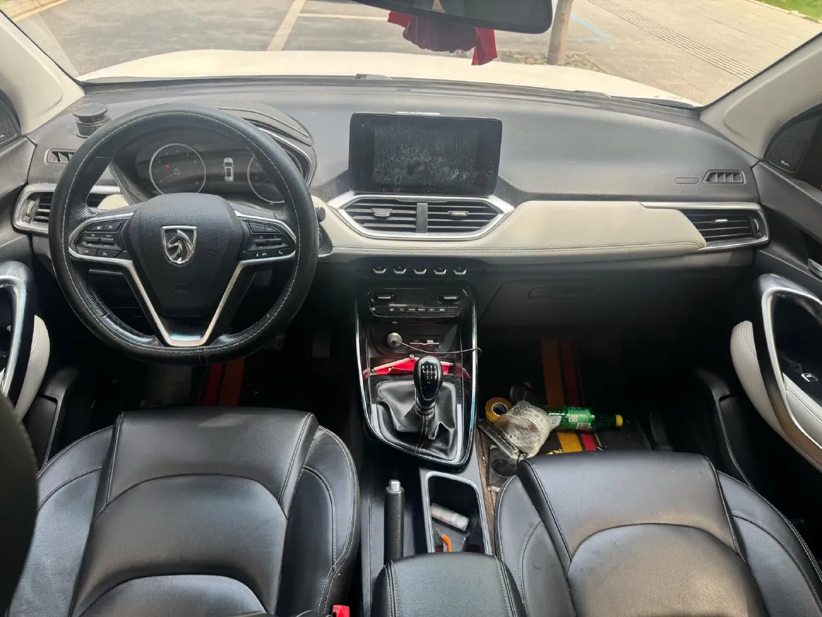 2018 BaoJun 530 1.5T 150HP L4 6MT,autocango,china used car exporter,china ev exporter,chinese used car exporter,chinese used ev exporter