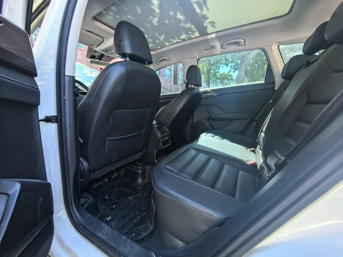 2021 Volkswagen Tharu 1.4T 150HP L4 7DCT,autocango,china used car exporter,china ev exporter,chinese used car exporter,chinese used ev exporter