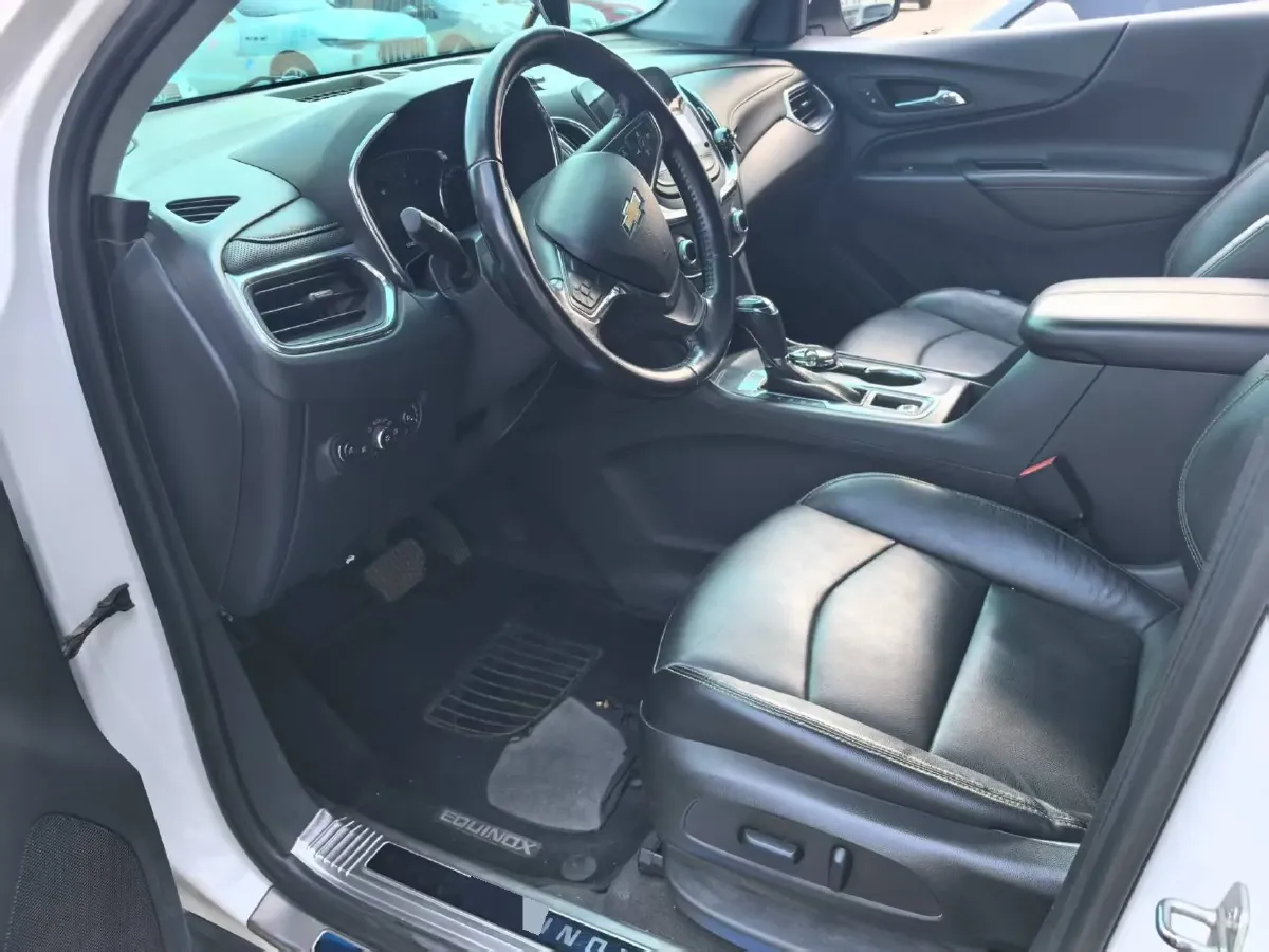 2018 Chevrolet Equinox 1.5T 180HP L4 6AT,autocango,china used car exporter,china ev exporter,chinese used car exporter,chinese used ev exporter