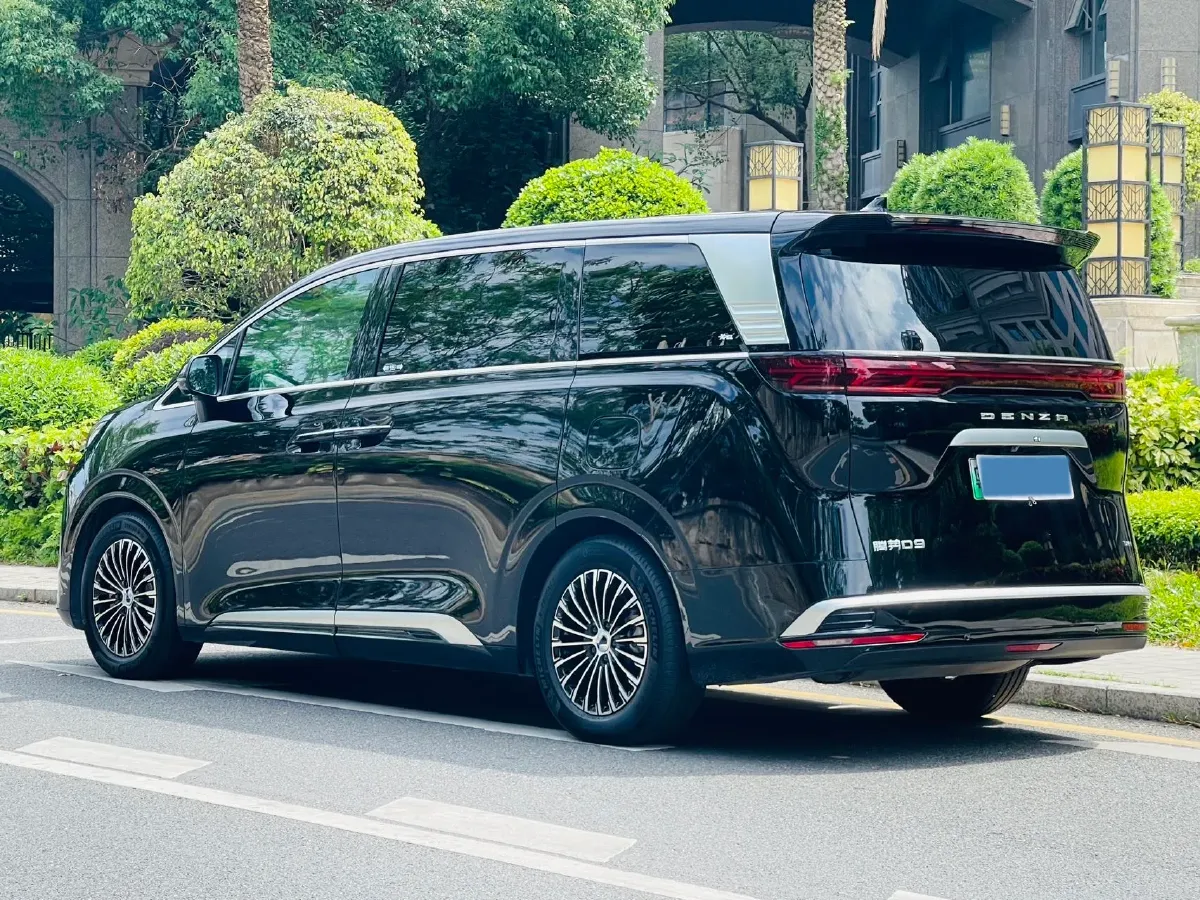 2022 HongQi HS7 3.0T 337HP V6 8AT,autocango,china used car exporter,china ev exporter,chinese used car exporter,chinese used ev exporter