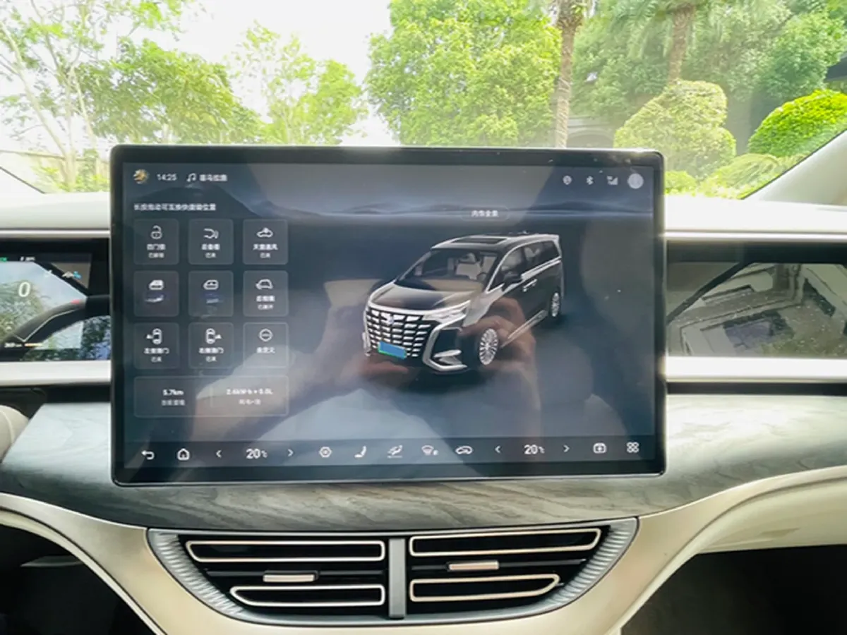 2022 HongQi HS7 3.0T 337HP V6 8AT,autocango,china used car exporter,china ev exporter,chinese used car exporter,chinese used ev exporter