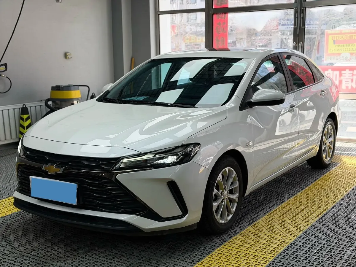 2024 Chevrolet Monza 1.5L 113HP L4 6DCT,autocango,china used car exporter,china ev exporter,chinese used car exporter,chinese used ev exporter