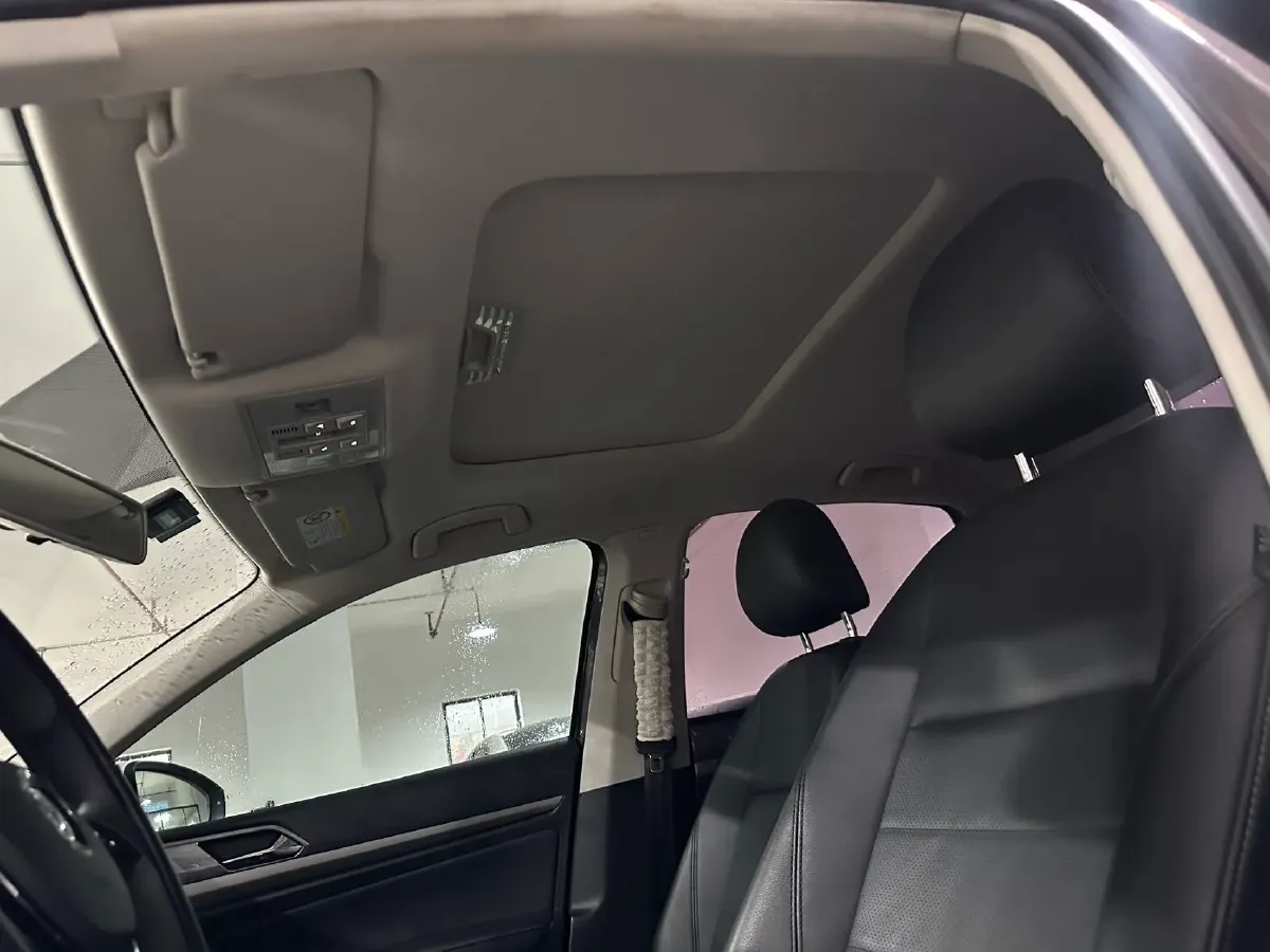 2018 Volkswagen Lavida 1.2T 116HP L4 7DCT,autocango,china used car exporter,china ev exporter,chinese used car exporter,chinese used ev exporter