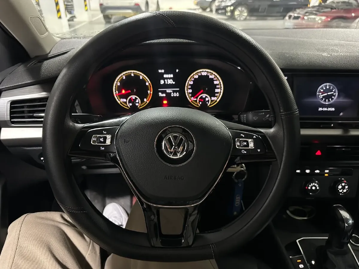 2018 Volkswagen Lavida 1.2T 116HP L4 7DCT,autocango,china used car exporter,china ev exporter,chinese used car exporter,chinese used ev exporter