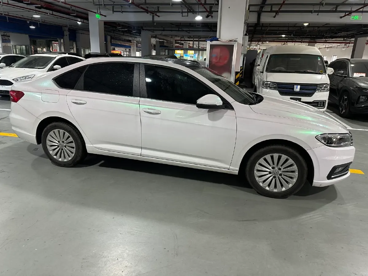 2018 Volkswagen Lavida 1.2T 116HP L4 7DCT,autocango,china used car exporter,china ev exporter,chinese used car exporter,chinese used ev exporter