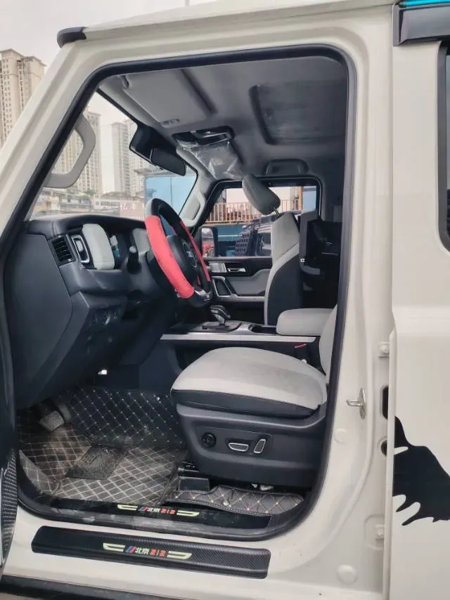 2025 212 212 T01 2.0T 170HP L4 8AT,autocango,china used car exporter,china ev exporter,chinese used car exporter,chinese used ev exporter