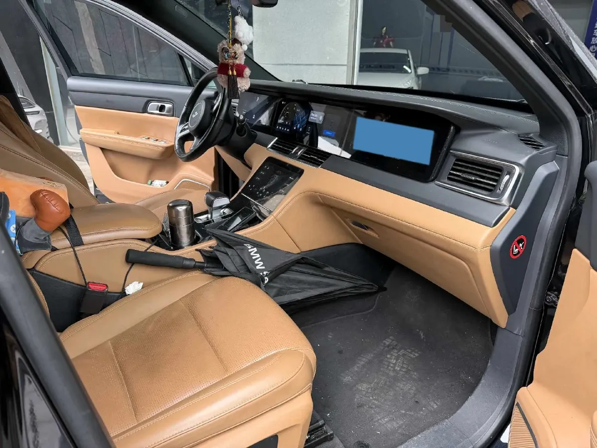 2021 Li ONE Range Extended 131HP REEV 40.5KWH,autocango,china used car exporter,china ev exporter,chinese used car exporter,chinese used ev exporter