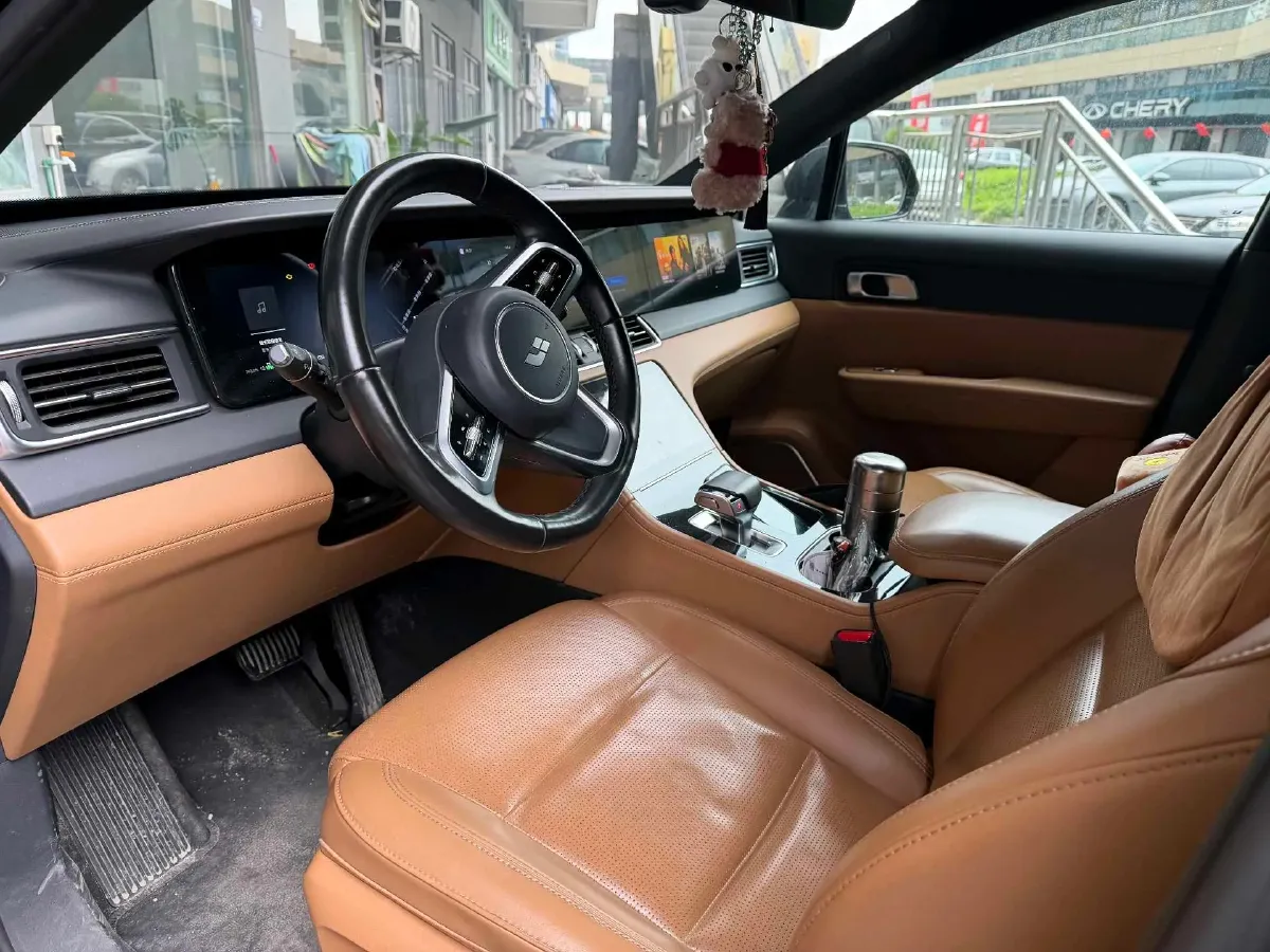 2021 Li ONE Range Extended 131HP REEV 40.5KWH,autocango,china used car exporter,china ev exporter,chinese used car exporter,chinese used ev exporter