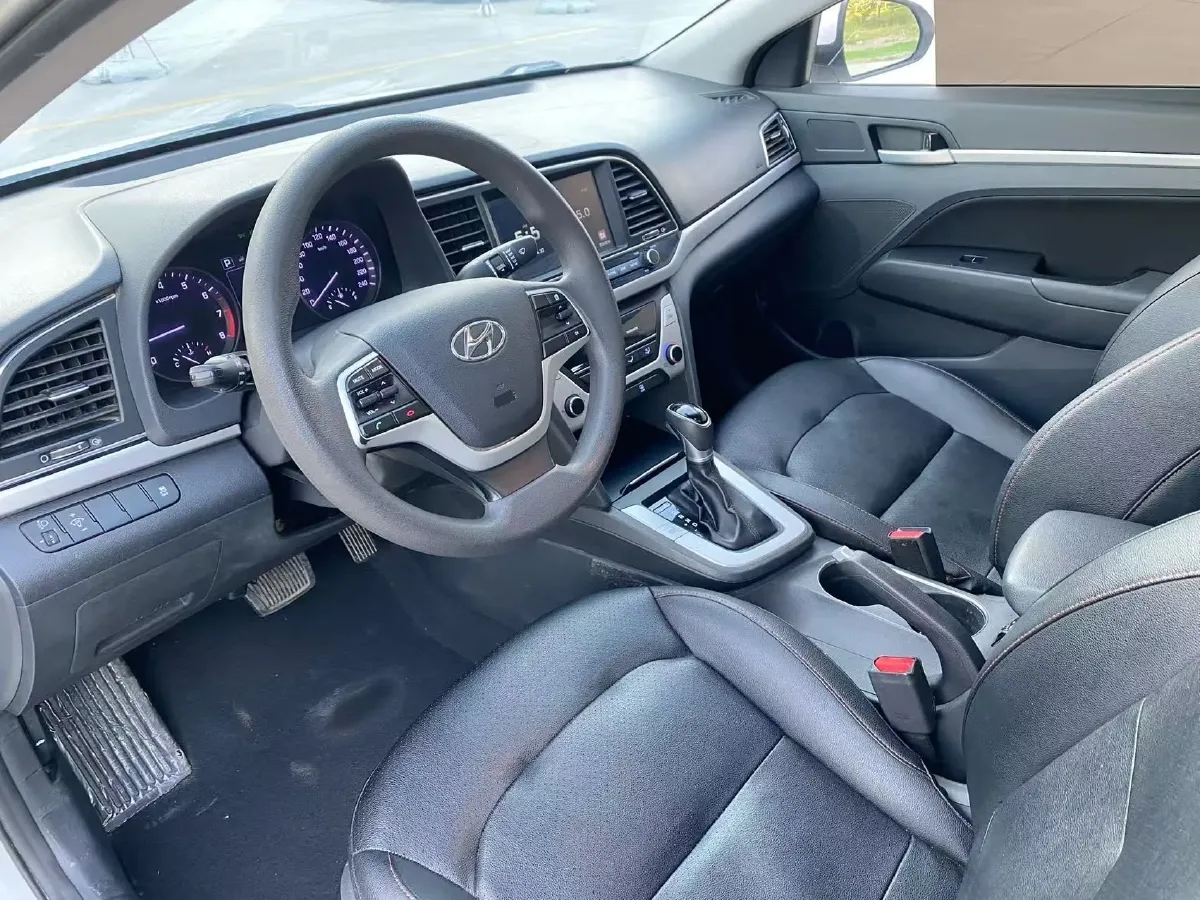 2016 Hyundai Elantra 1.6L 130HP L4 6AT,autocango,china used car exporter,china ev exporter,chinese used car exporter,chinese used ev exporter