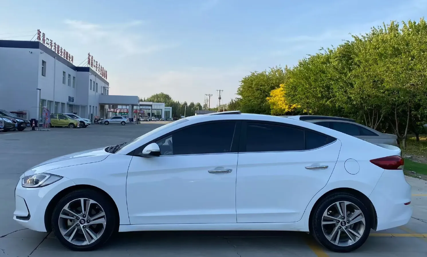 2016 Hyundai Elantra 1.6L 130HP L4 6AT,autocango,china used car exporter,china ev exporter,chinese used car exporter,chinese used ev exporter